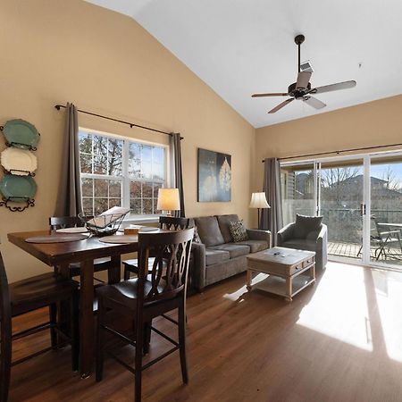 Cozy Top Floor 2Br Condo With View And Amenities!! Branson Exterior photo