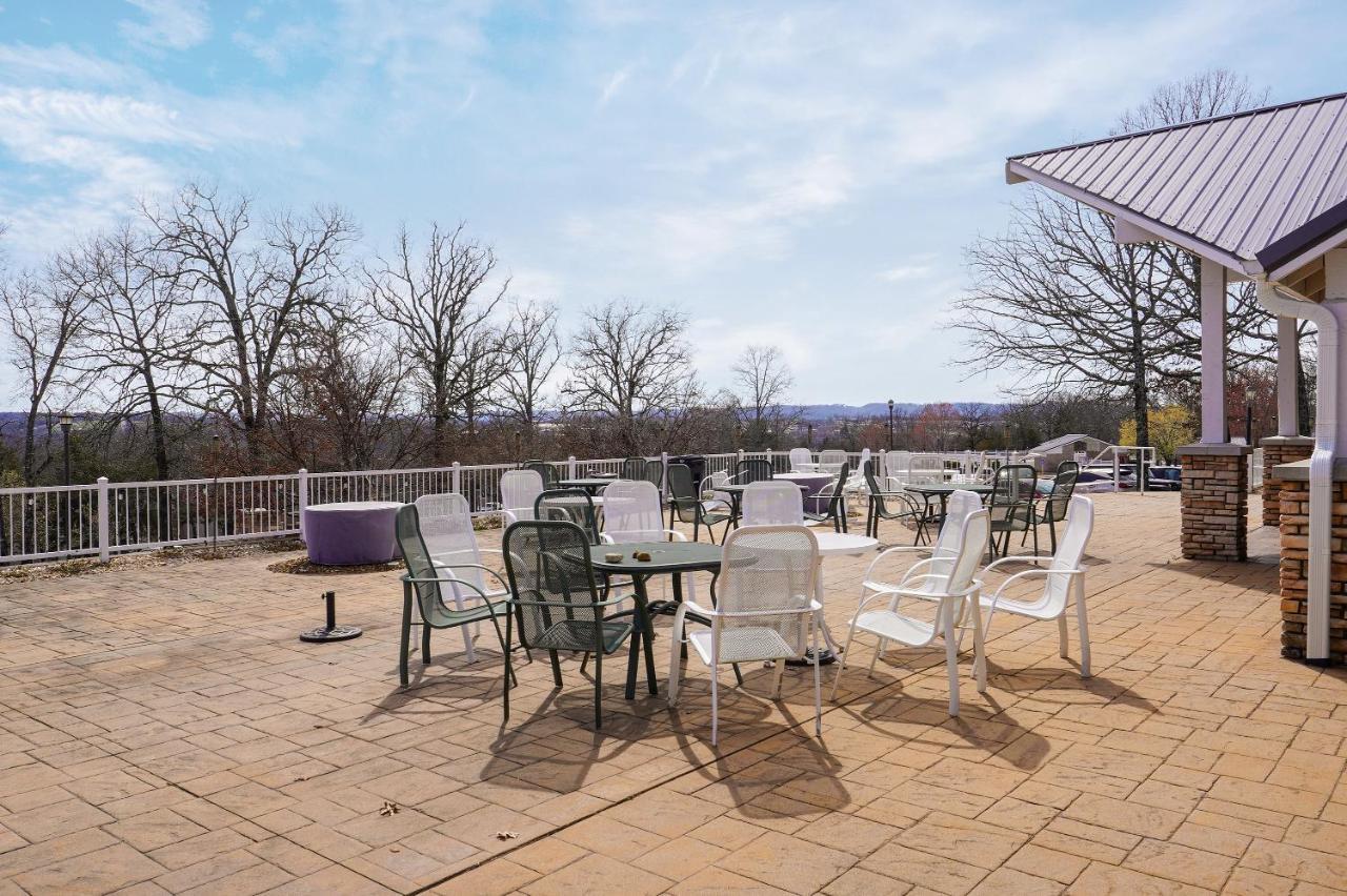 Cozy Top Floor 2Br Condo With View And Amenities!! Branson Exterior photo