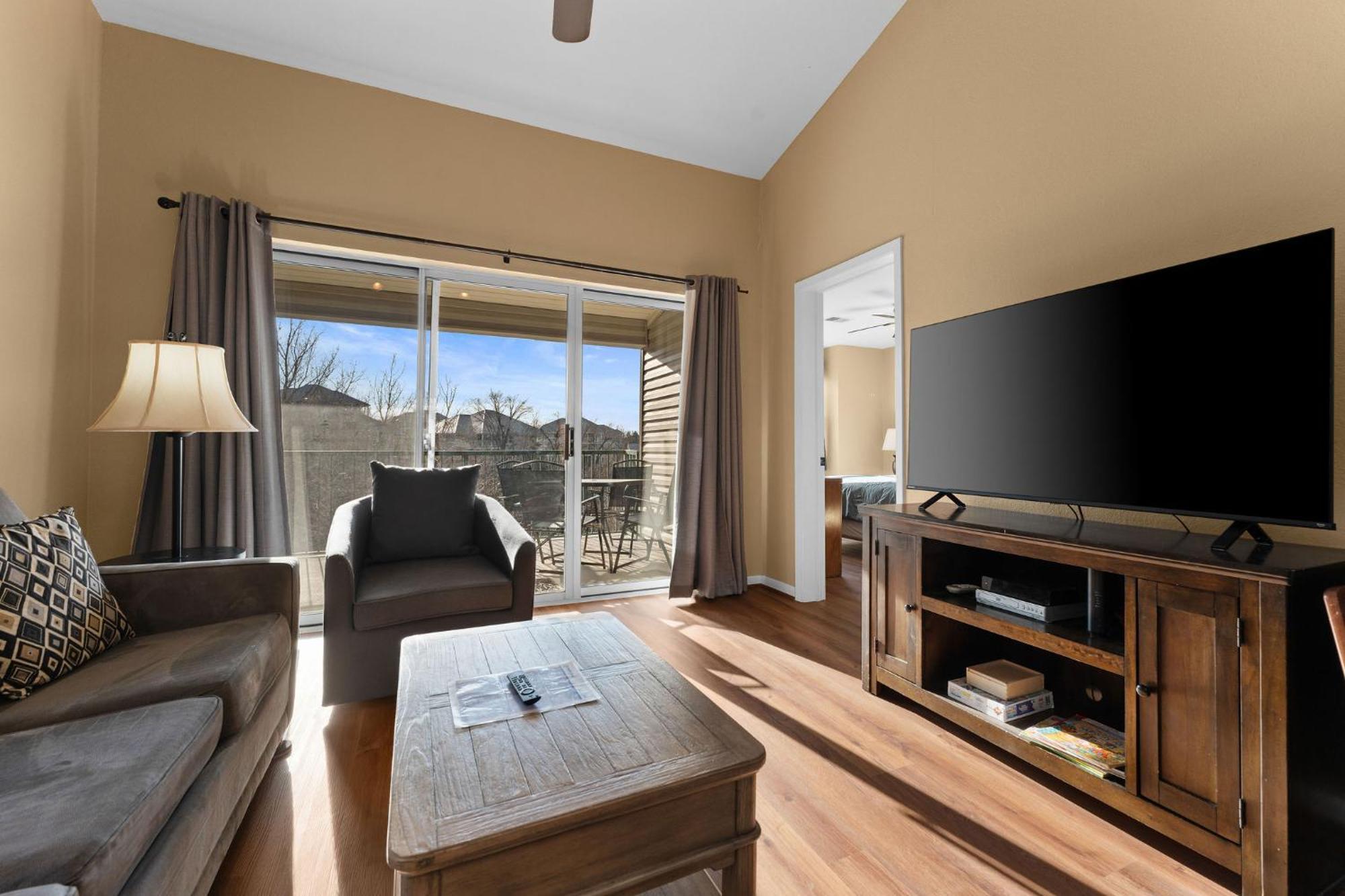 Cozy Top Floor 2Br Condo With View And Amenities!! Branson Exterior photo